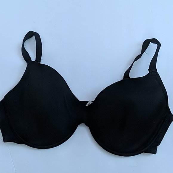 La Leche League International Other - la leche league black bra size 40 DD